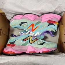 NEW BALANCE 9060