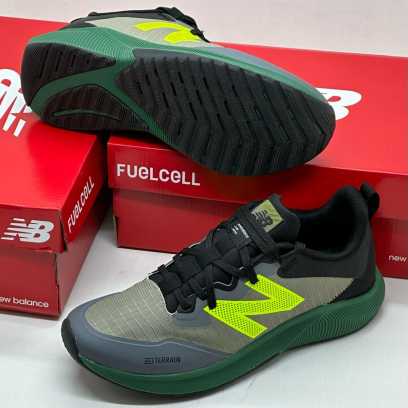 New Balance Terrain