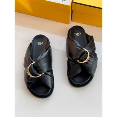 FENDI LUXE SLIDE - BLACK