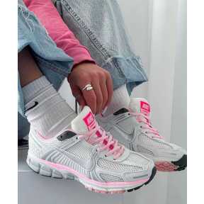 NIKE VOMERO 5