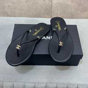 Chanel Luxe Slides - Black