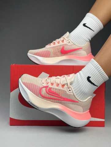NIKE ZOOM X SNEAKERS