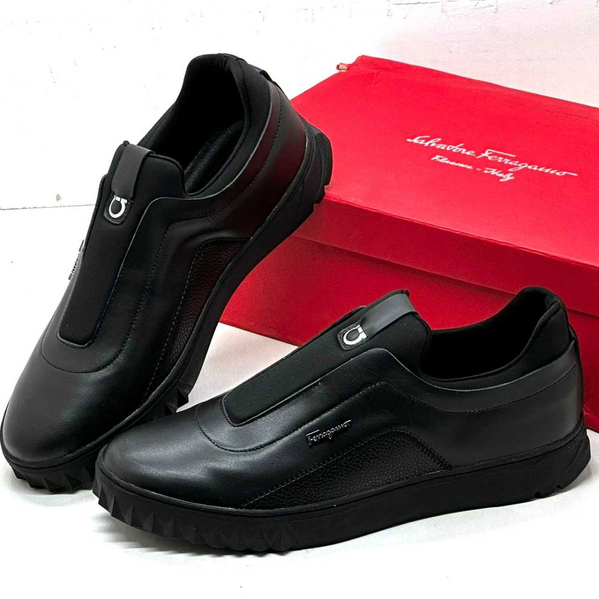 Black clearance ferragamo shoes