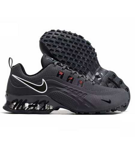 Nike Air Max Sneakers Grey