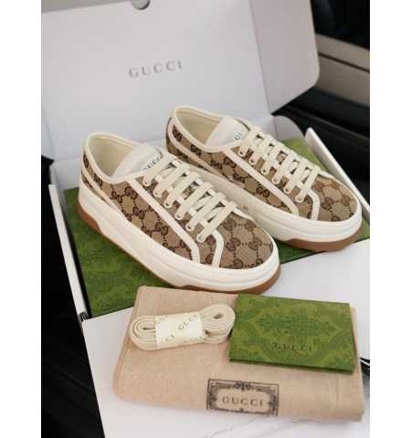 GUCCI Casual Sneakers